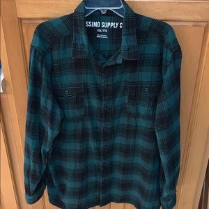 MOSSIMO MEN’S LONG SLEEVE SHIRT